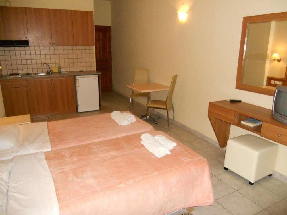 Volanakis Apartments Amoudara  Ngoại thất bức ảnh